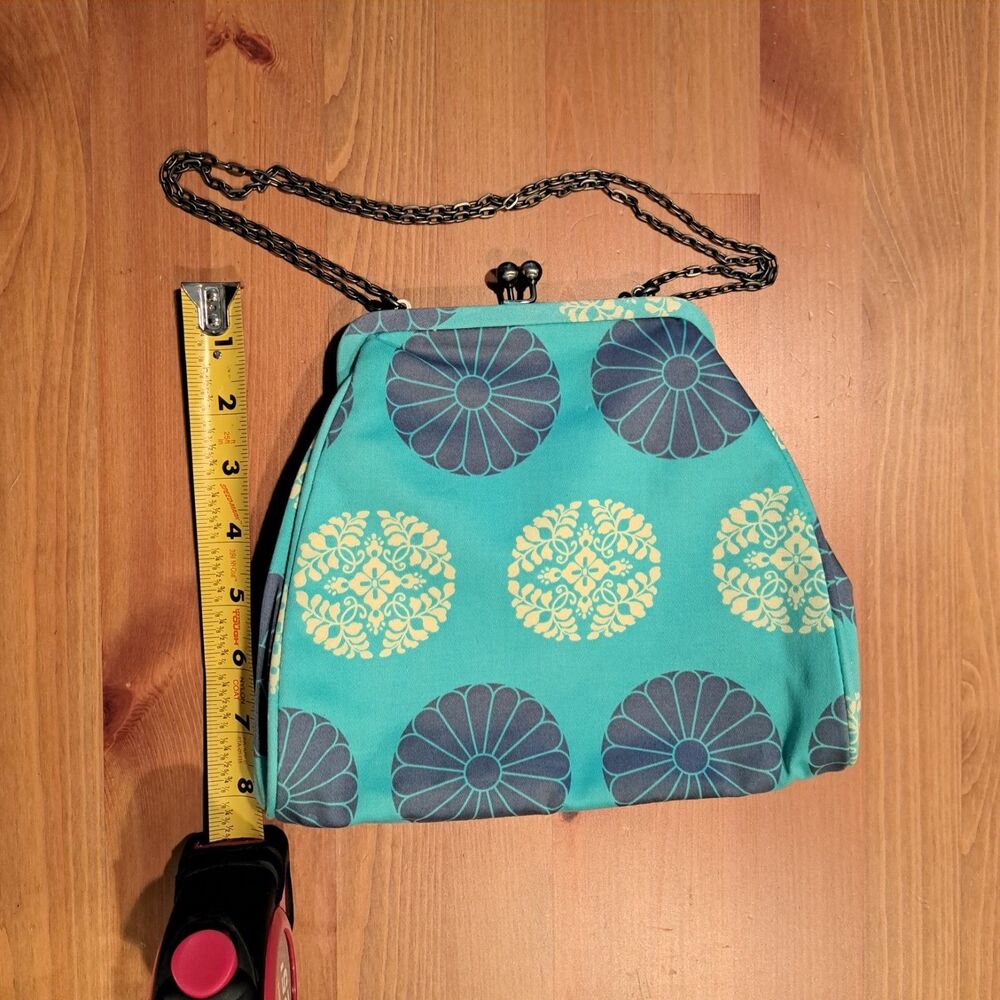 Amy Butler "Nora" clutch With Chain Pressed Flowers Mint Pattern - Picture 4 of 6